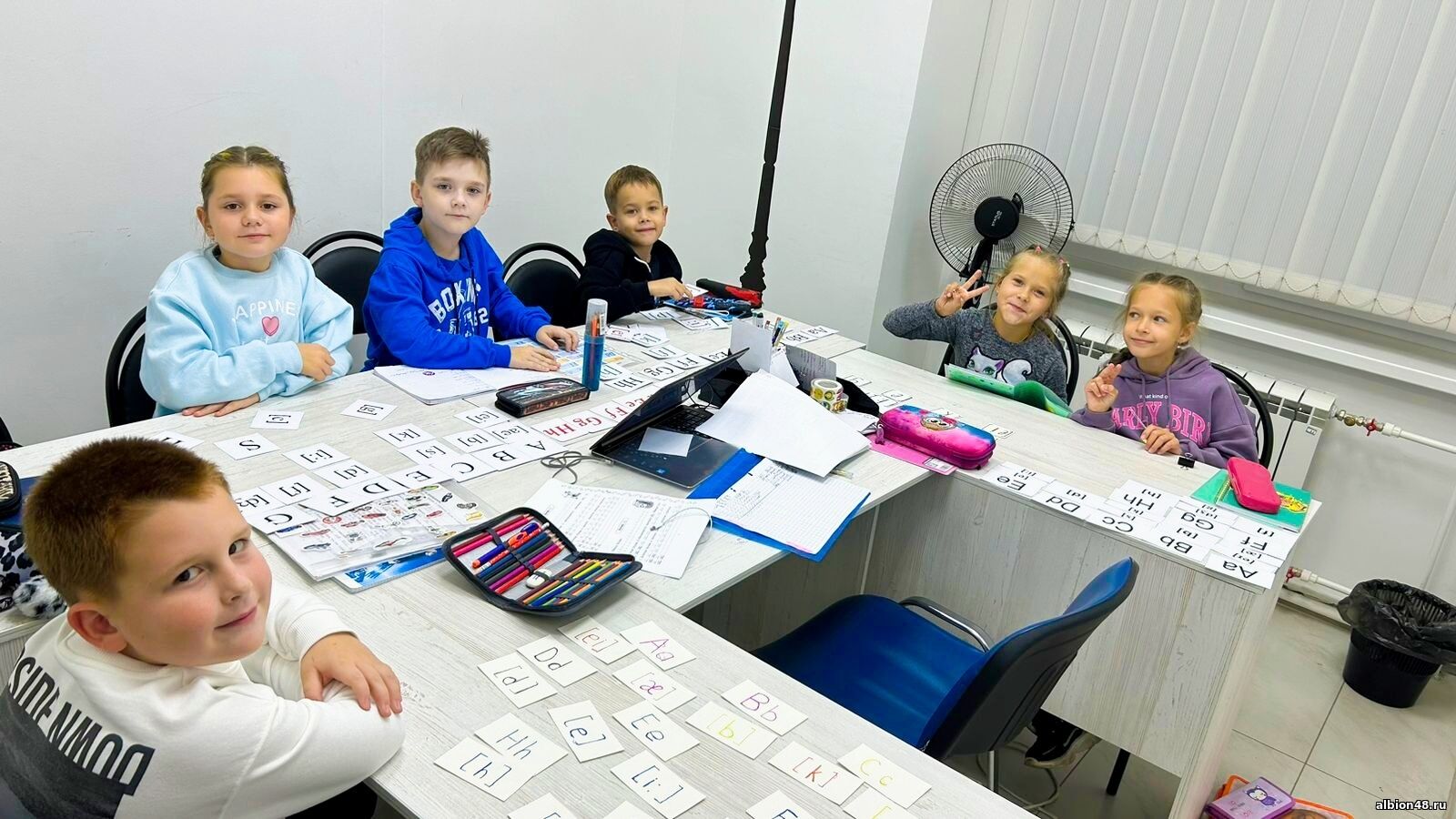 Ученики центра международного образования Альбион